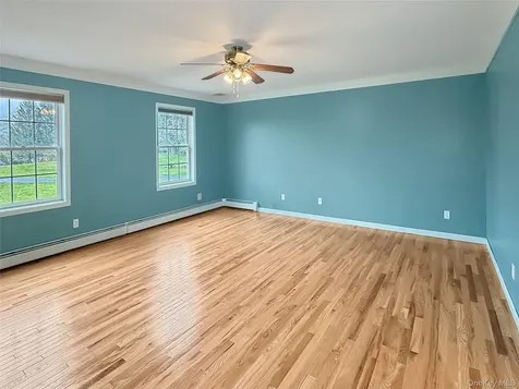 343 North Avenue Pleasant Valley NY 12569