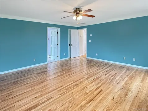 343 North Avenue Pleasant Valley NY 12569