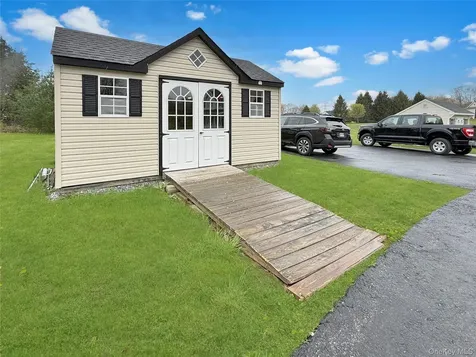 343 North Avenue Pleasant Valley NY 12569