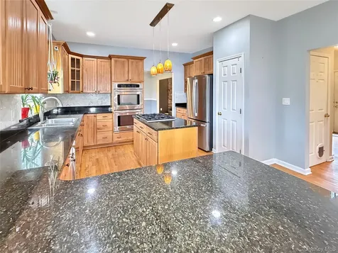 343 North Avenue Pleasant Valley NY 12569