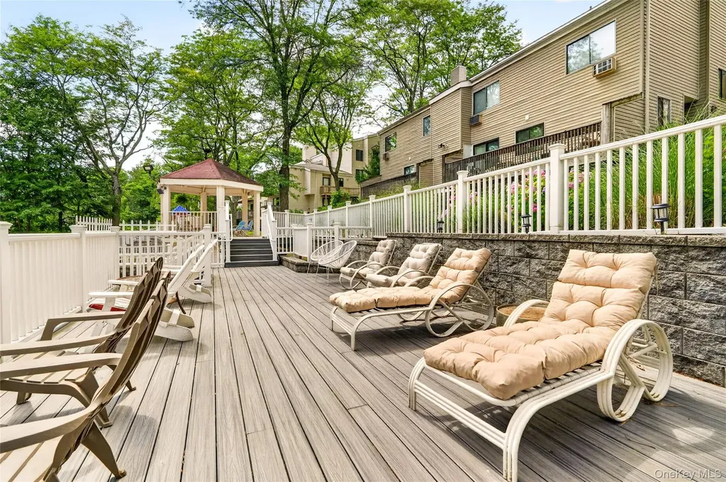 23 Hillside Terrace White Plains NY 10601