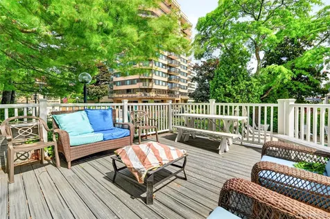 23 Hillside Terrace White Plains NY 10601