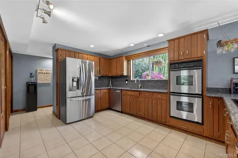 4 Innsbruck Boulevard Hopewell Junction NY 12533