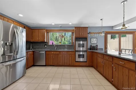 4 Innsbruck Boulevard Hopewell Junction NY 12533