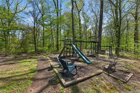 4 Innsbruck Boulevard Hopewell Junction NY 12533