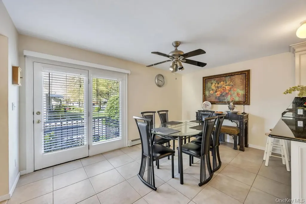 64 Cottage Place Mineola NY 11501