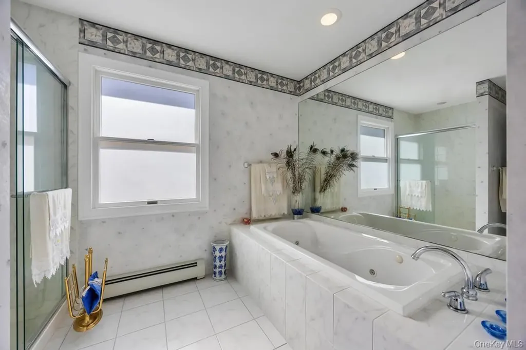 64 Cottage Place Mineola NY 11501