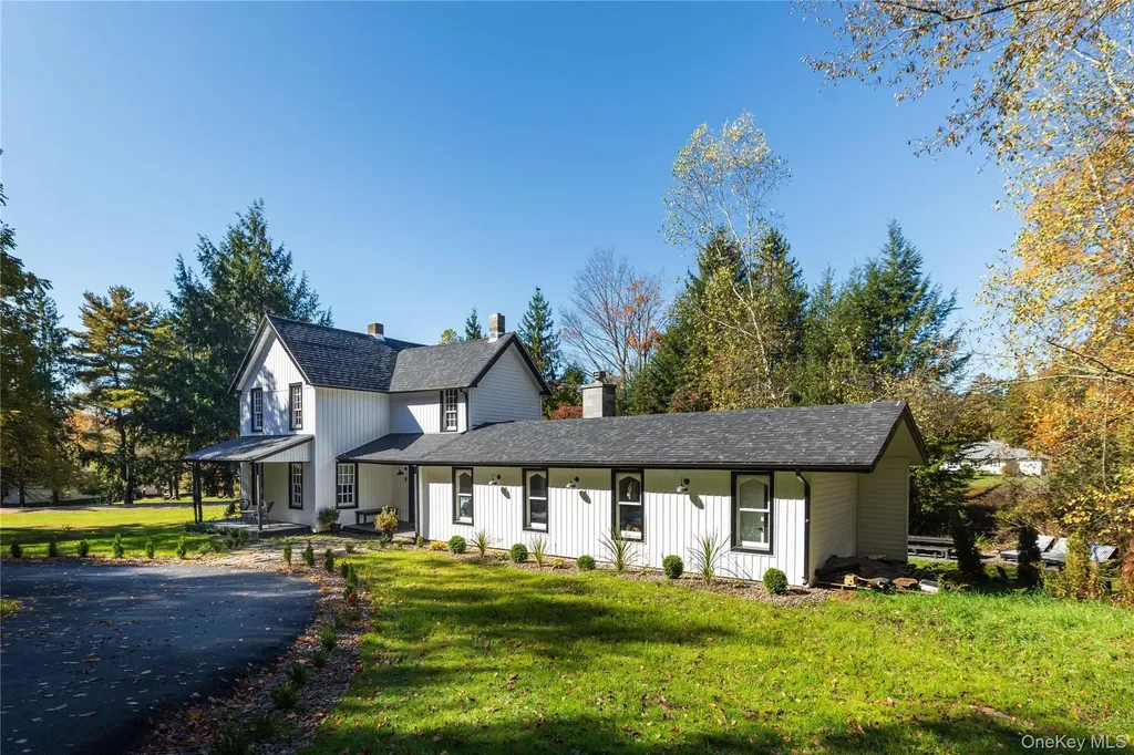 9 Clark A Road Woodbourne NY 12788
