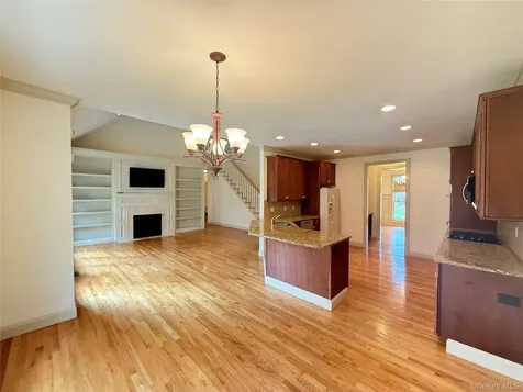 91 Caties Way Hopewell Junction NY 12533