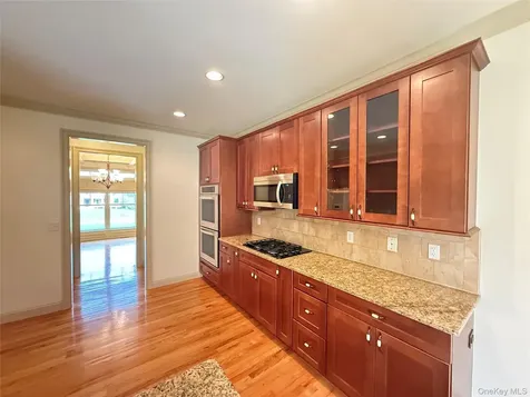 91 Caties Way Hopewell Junction NY 12533
