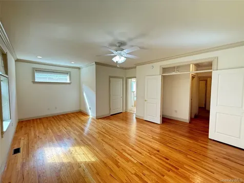 91 Caties Way Hopewell Junction NY 12533