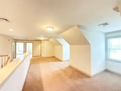 91 Caties Way Hopewell Junction NY 12533
