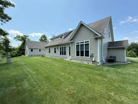 91 Caties Way Hopewell Junction NY 12533