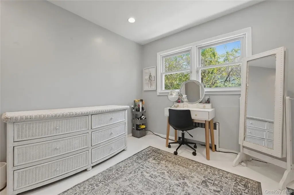 11 Rumson Road Massapequa NY 11758