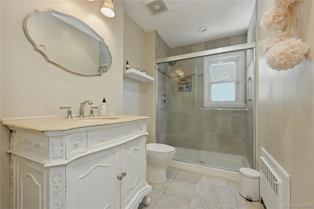 11 Rumson Road Massapequa NY 11758