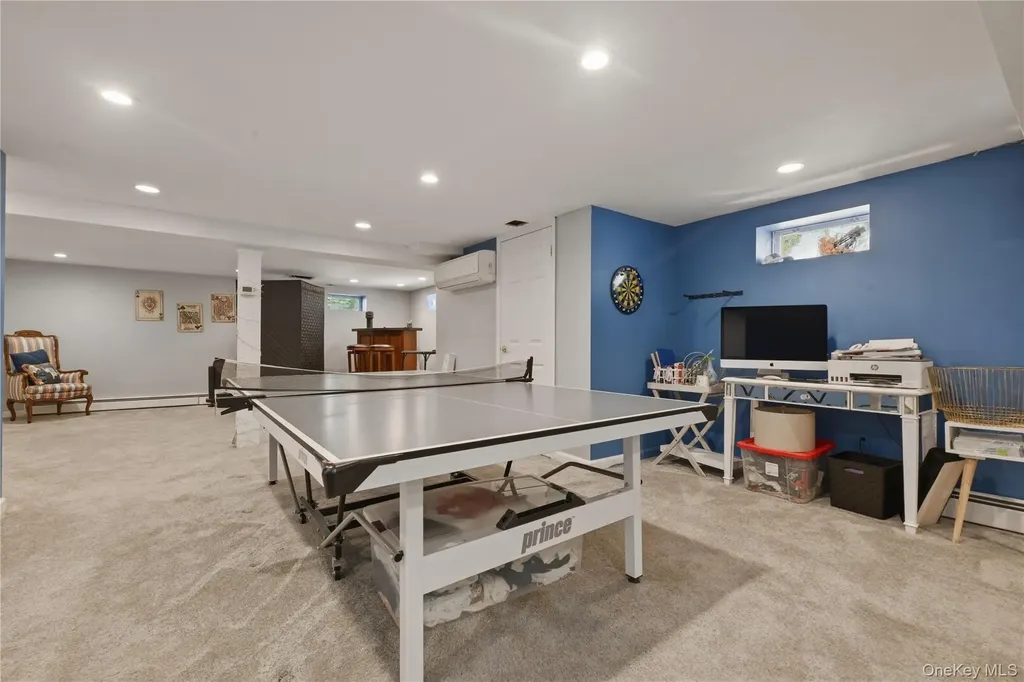 11 Rumson Road Massapequa NY 11758