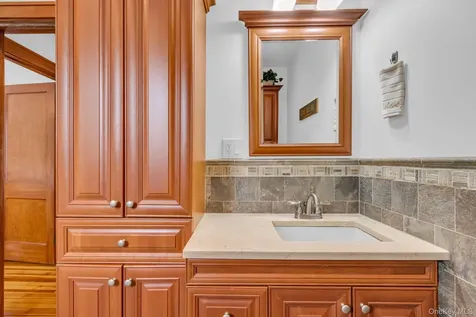 192 Ketchum Avenue Buchanan NY 10511