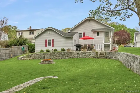 192 Ketchum Avenue Buchanan NY 10511