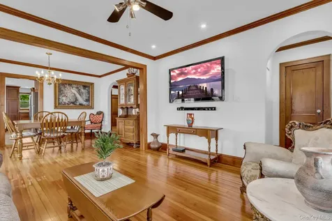 192 Ketchum Avenue Buchanan NY 10511