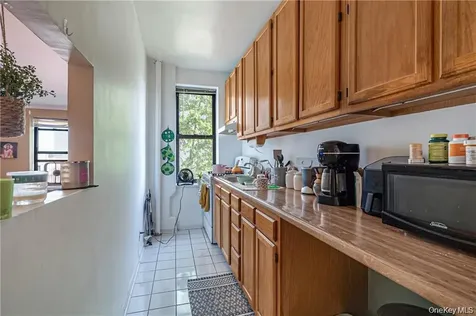 210 Martine Avenue White Plains NY 10601