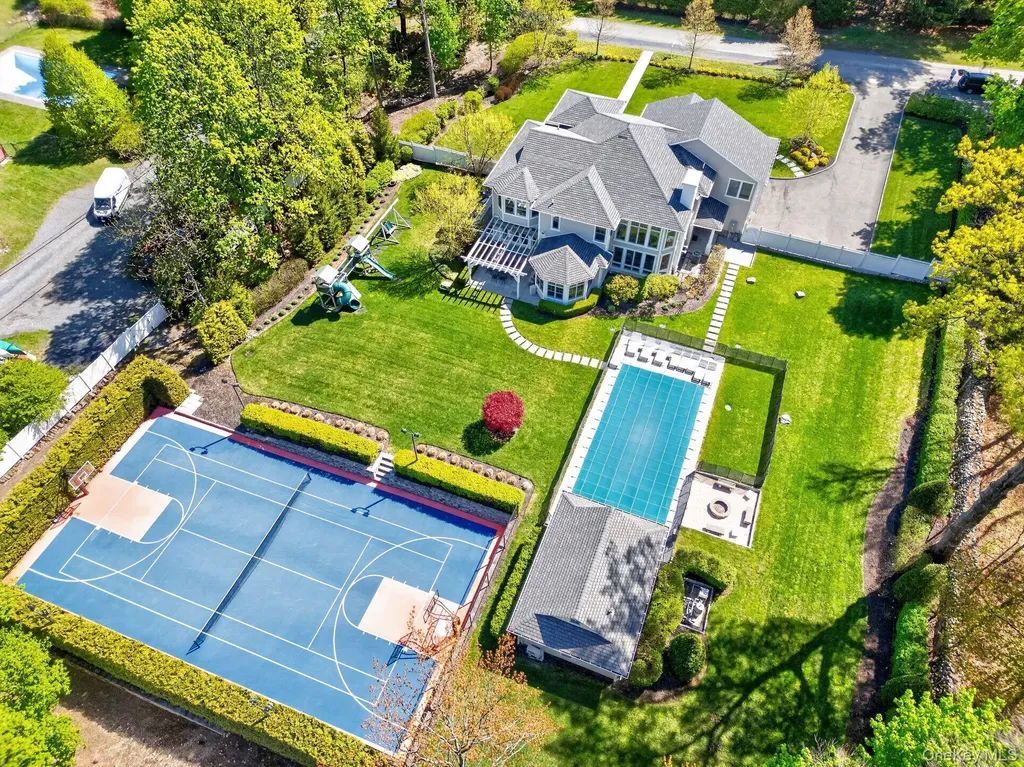 18 East Lane Spring Valley NY 10977