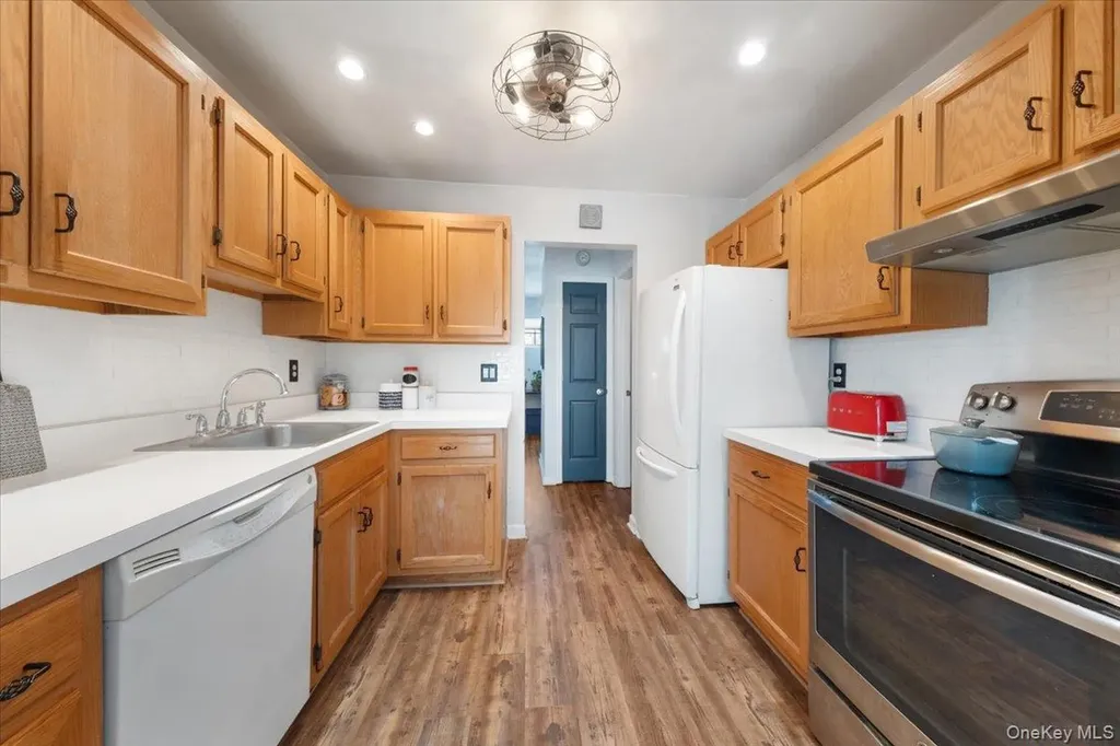 604 Bentley Court Brewster NY 10509