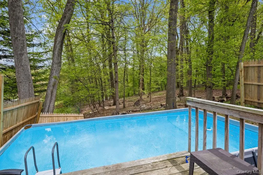 10 Christine Drive Spring Valley NY 10977