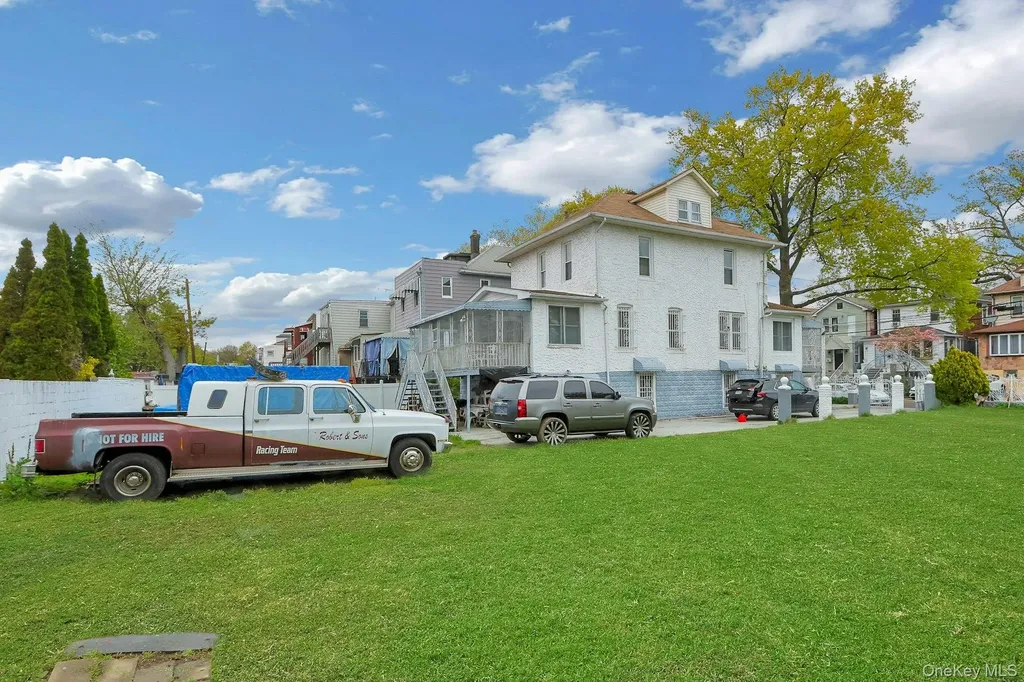 511 Beach Avenue Bronx NY 10473