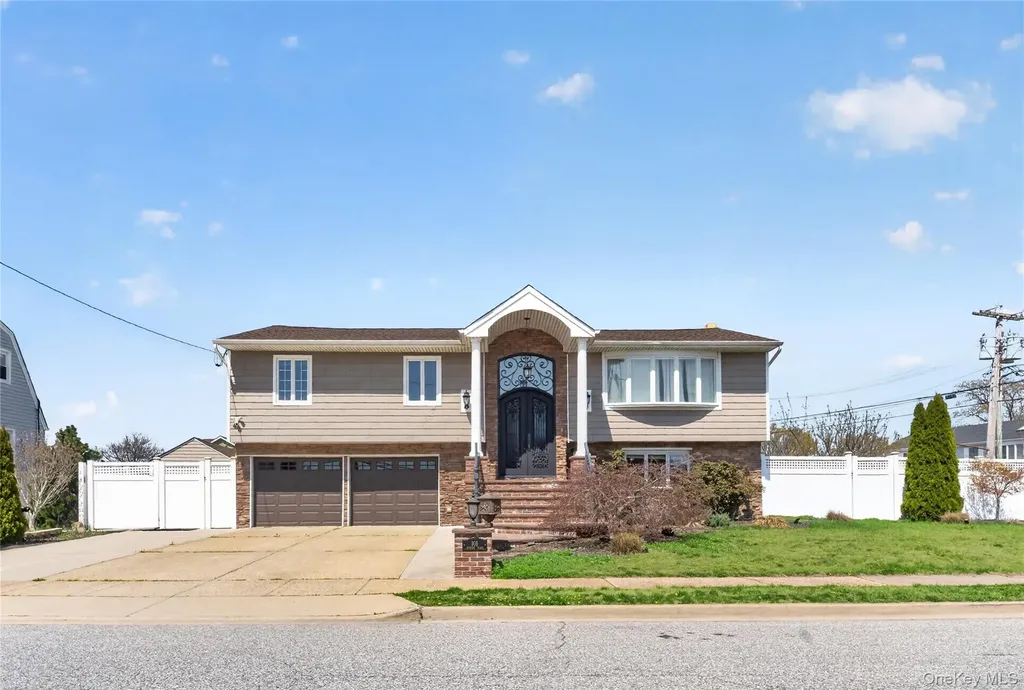 101 Jetmore Place Massapequa NY 11758