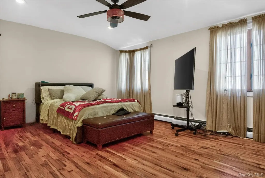 101 Jetmore Place Massapequa NY 11758