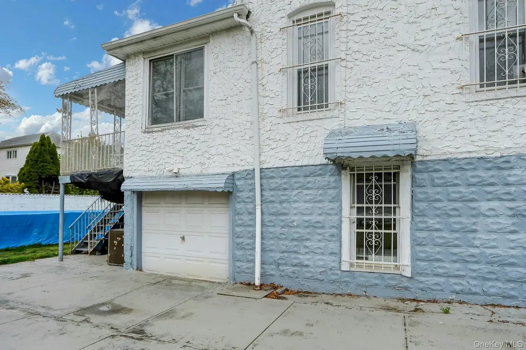 515 Beach Avenue Bronx NY 10473