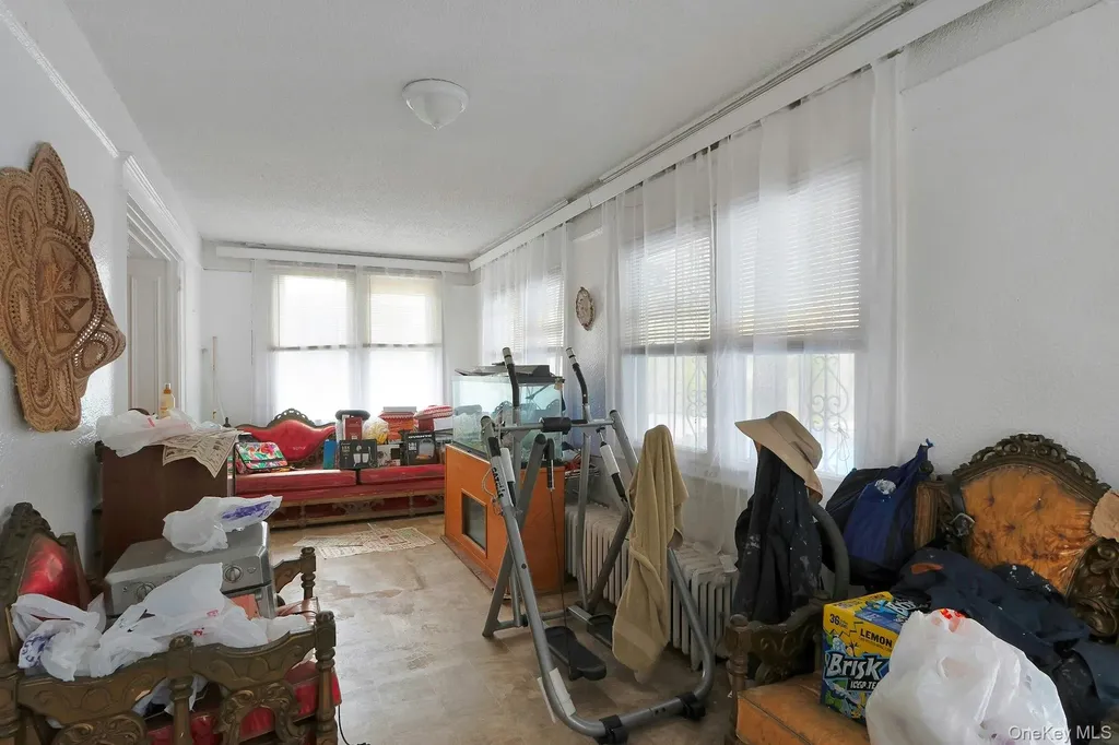 515 Beach Avenue Bronx NY 10473