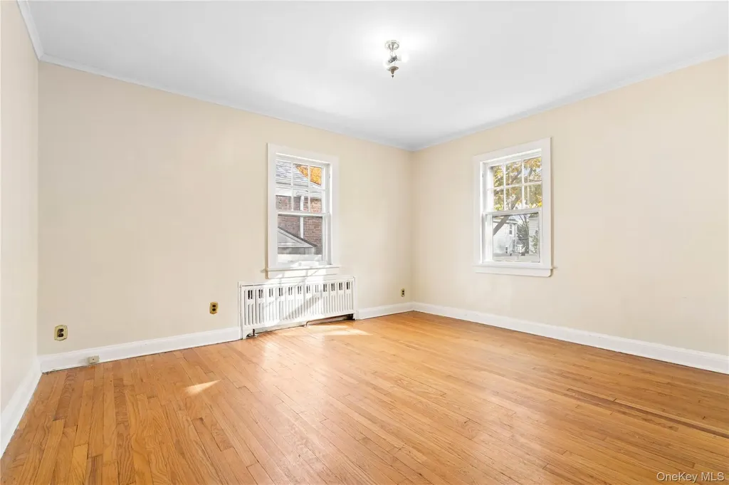 156 Goodwin Avenue Staten Island NY 10314