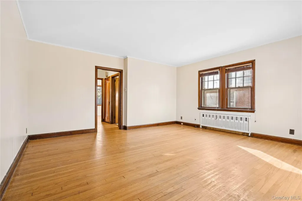 156 Goodwin Avenue Staten Island NY 10314