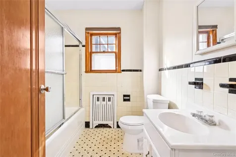 156 Goodwin Avenue Staten Island NY 10314
