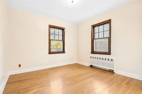156 Goodwin Avenue Staten Island NY 10314