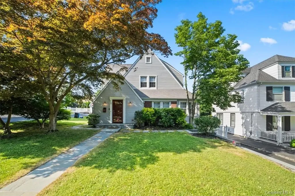 72 Grand Boulevard Scarsdale NY 10583