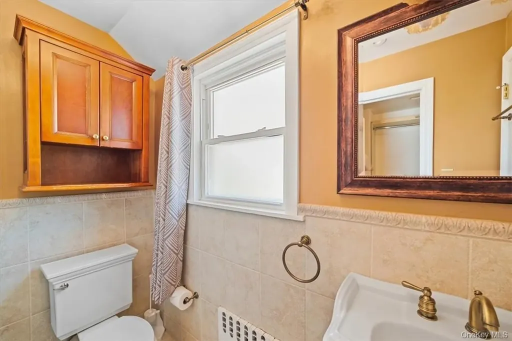 72 Grand Boulevard Scarsdale NY 10583