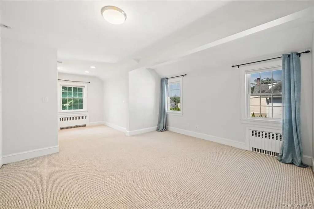72 Grand Boulevard Scarsdale NY 10583