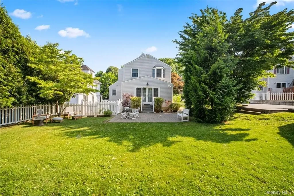 72 Grand Boulevard Scarsdale NY 10583