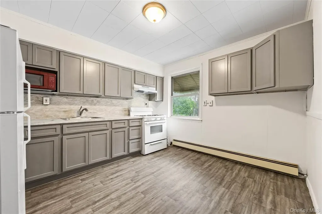 847 Castle Hill Avenue Bronx NY 10473