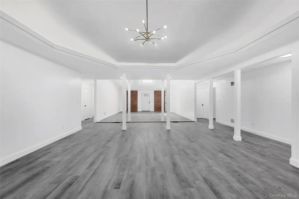 18 Halley Drive Pomona NY 10970