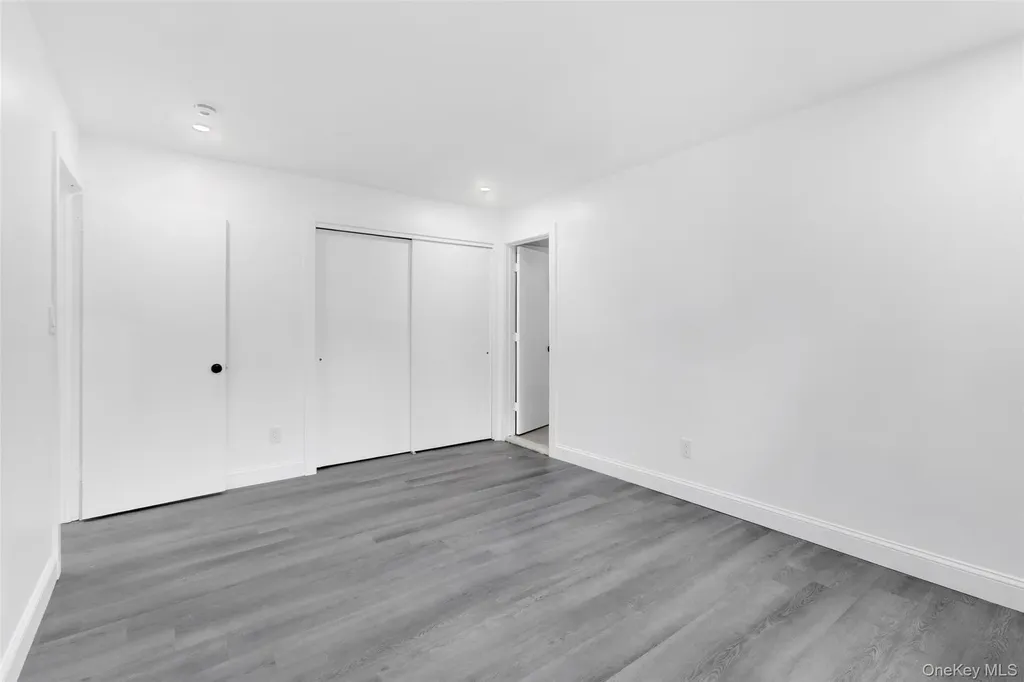 18 Halley Drive Pomona NY 10970