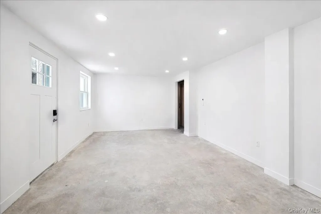 33 Greenwood Lane White Plains NY 10607