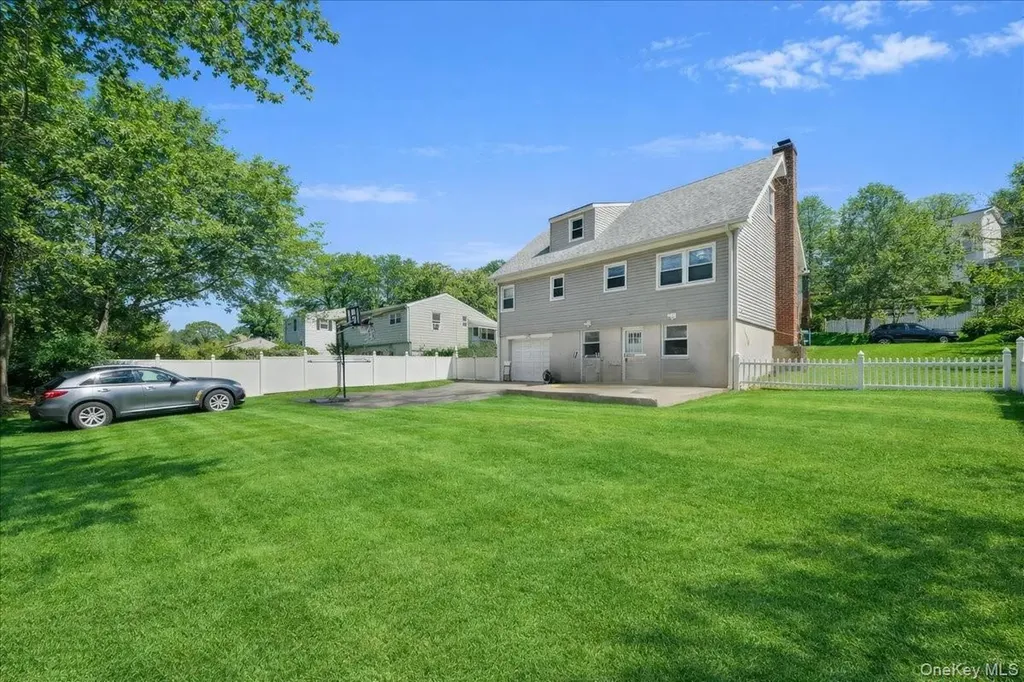 33 Greenwood Lane White Plains NY 10607