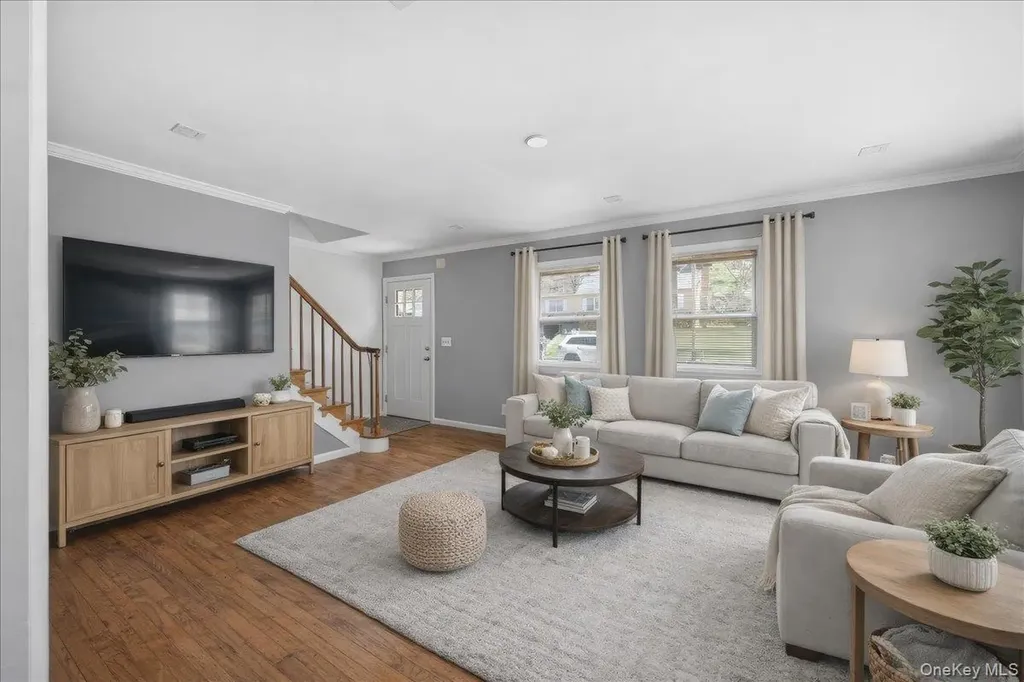 33 Greenwood Lane White Plains NY 10607
