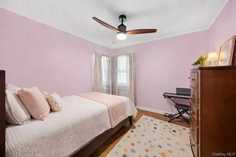 33 Greenwood Lane White Plains NY 10607