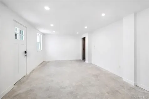 33 Greenwood Lane White Plains NY 10607