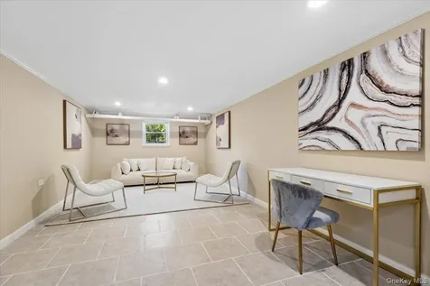 35 Berrian Road New Rochelle NY 10804