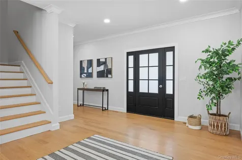 206 Beverly Road Huntington Station NY 11746